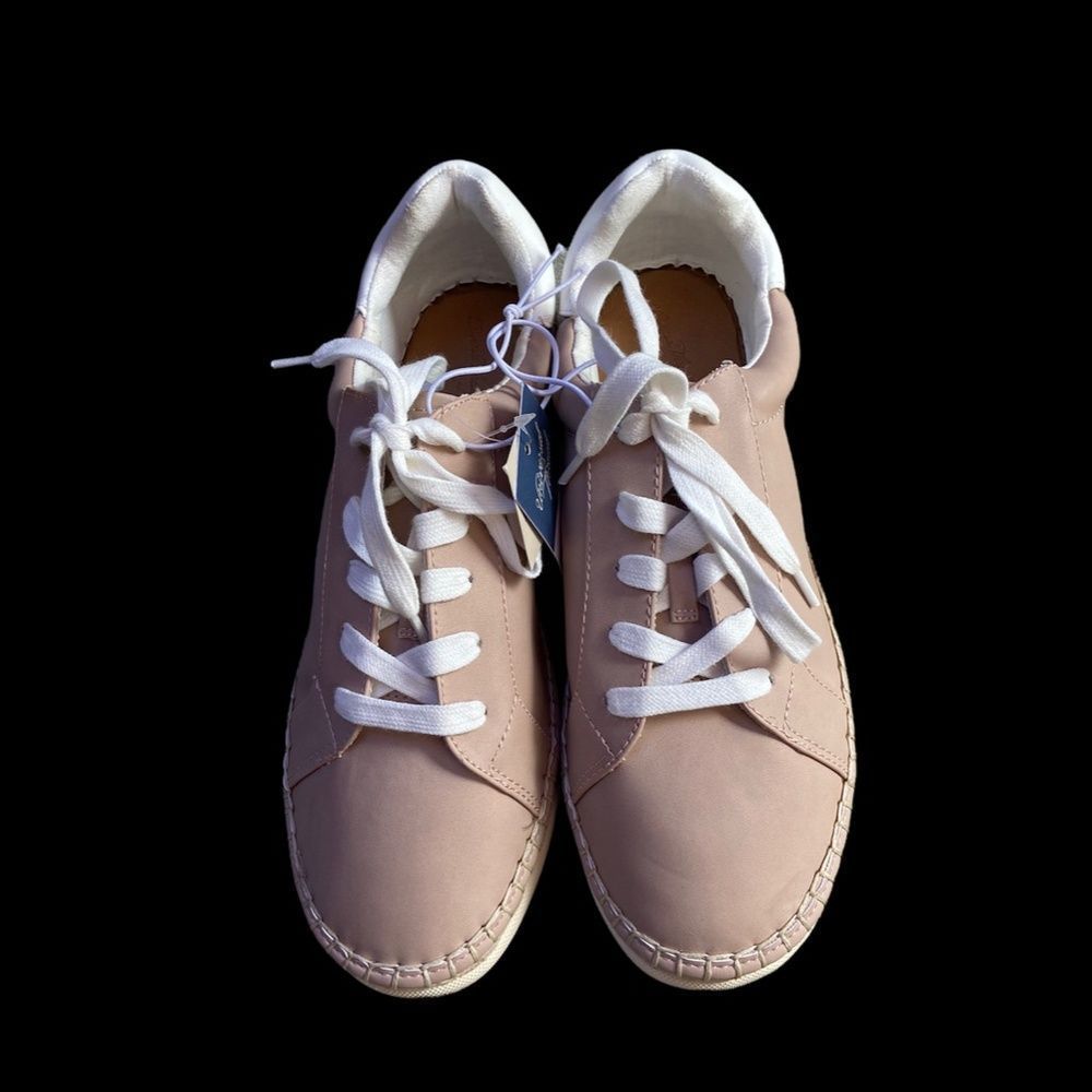 Universal Thread Beige Leather Lace-Up Sneakers - Picture 5 of 6